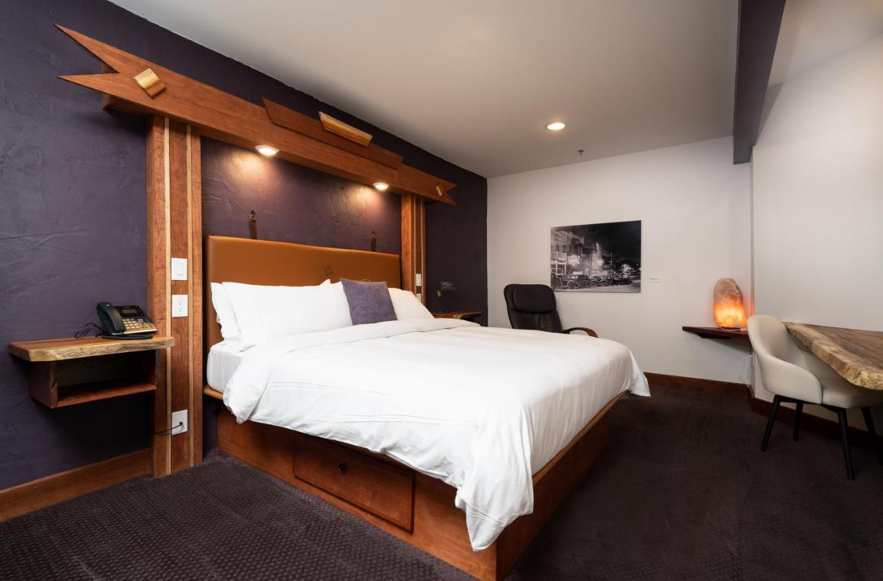 The Horton Hotel Boone Extérieur photo